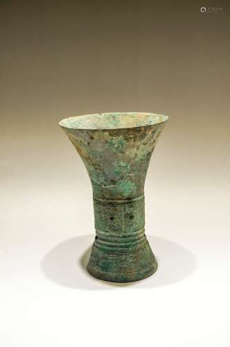 A Early Period Bronze Pot