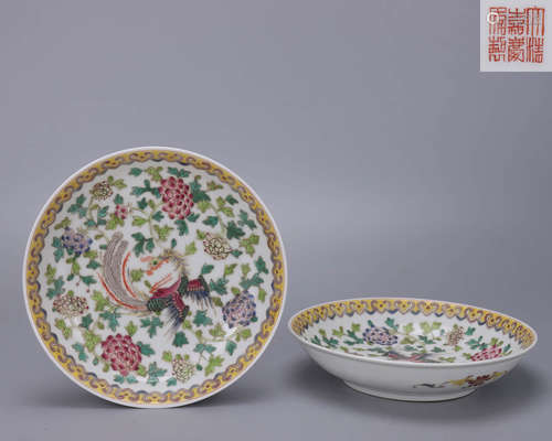 A Pair of Chinese Famille Rose  phoenix Pattern Floral Porcelain Plates