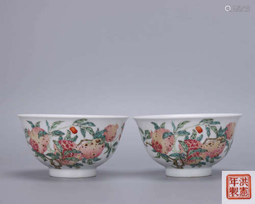 A Pair of Chinese Famille Rose pomegranate Pattern Porcelain Bowls