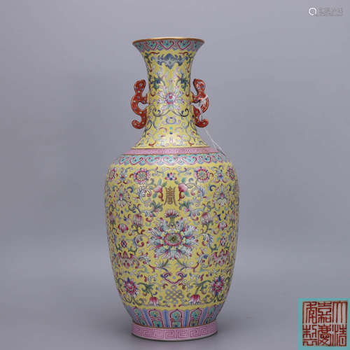 A Chinese Yellow Twine Pattern Porcelain Double Ears Vase