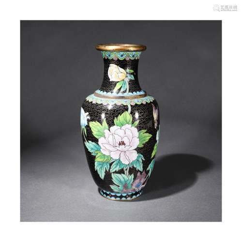 A Chinese Butterfly&Peony Pattern Cloisonne Vase