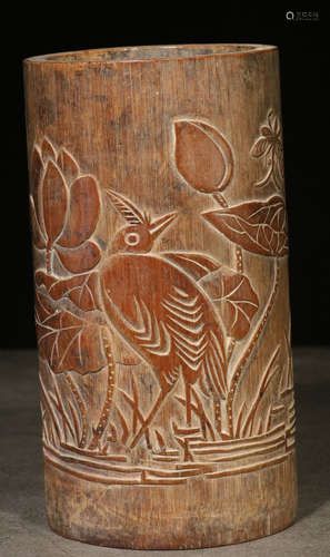 A BAMBOO CARVED LOTUS PATTERN BRUSH POT