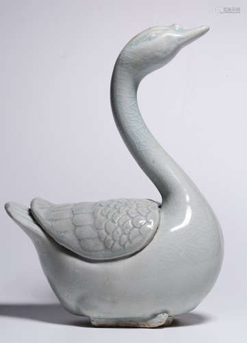 A HUTIAN YAO GLAZE GOOSE PATTERN PENDANT