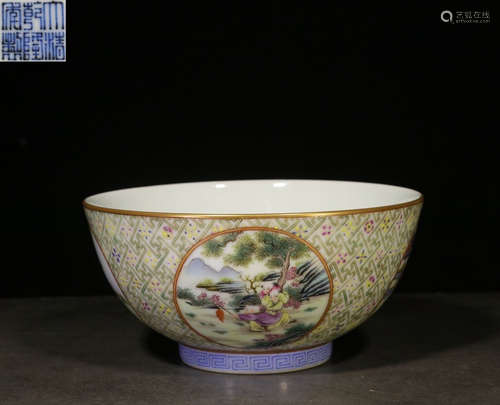 A FAMILLE ROSE GLAZE CHILD PATTERN BOWL