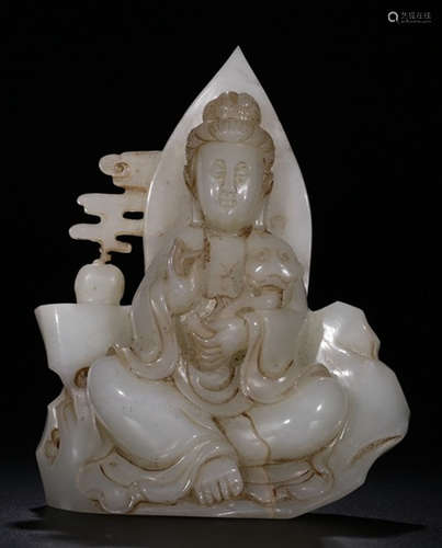 A HETIAN JADE CARVED GUANYIN BUDDHA STATUE