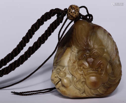 A HETIAN JADE CARVED PENDANT