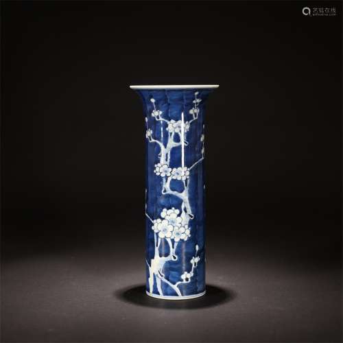 A Chinese Blue and White Plum Blossom Pattern Porcelain Flower Vase