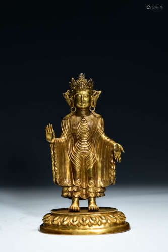 A Chinese Gild Copper Guanyin Statue