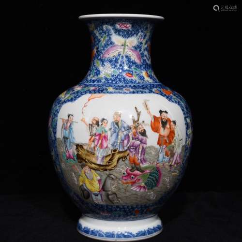 A Chinese Blue And White Famille Rose Vase Of Figures