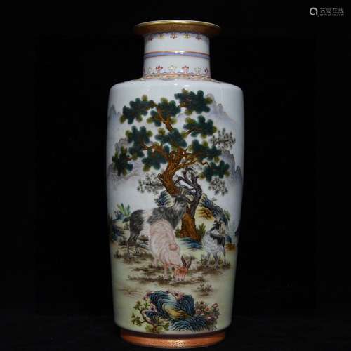 A Chinese Famille Rose Porcelain Vase