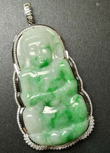 An 18K White Gold Waxy Jadeite Pendant Embeded Diamond, Class A