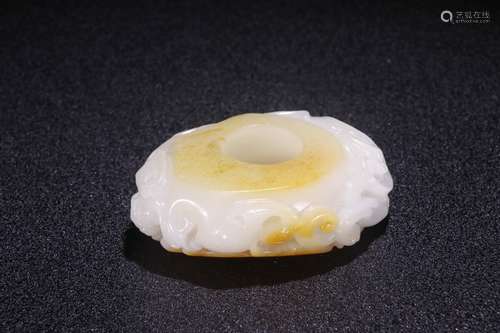 A Chinese Hetian Jade Pendant With Dragon Carving