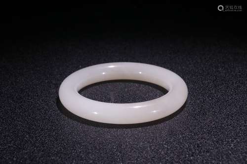 A Chinese Hetian Jade Bangle