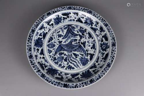 A Chinese Blue And White Plate Of Floral Patterns