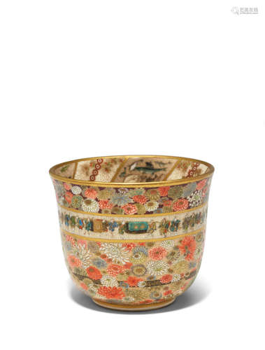 Seikozan Workshop (circa 1900) A deep Satsuma tea bowl Meiji era (1868-1912), circa 1900