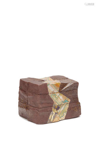 NAKAMURA TAKUO (BAIZAN III, 1945-) A stoneware tiered box with enameled porcelain inlay Showa (1926–1989) or Heisei (1989-2019) era, late 20th century