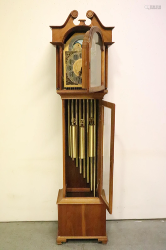 A 3-weights, 7 tubes grandfather clock