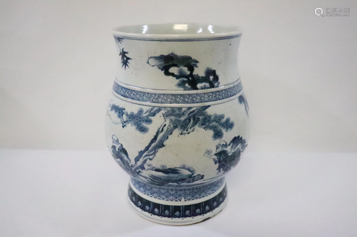 Chinese antique blue and white jar