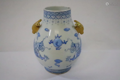 Interesting antique blue and white jar