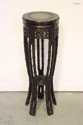 Fine Chinese rosewood round pedestal stand