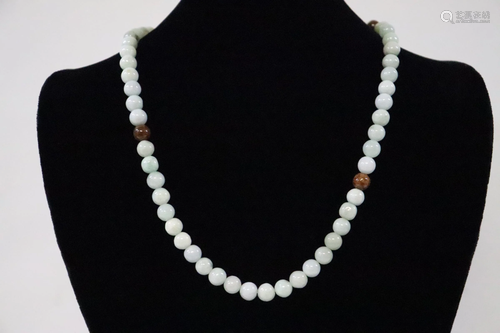 Jadeite bead necklace