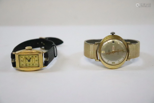 2 wrist watches