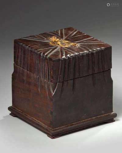 A CHINESE HONGMU SEAL BOX, EARLY 20TH CENTURY