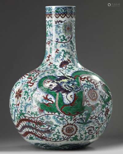 A LARGE CHINESE DOUCAI 'DRAGON AND PHOENIX' VASE, …