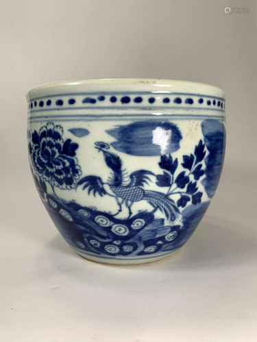 A Chinese Qing Dynasty Blue & White Porcelain Planter