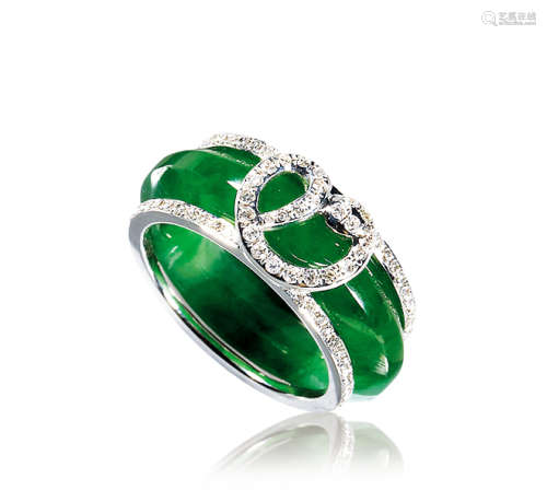 天然满绿翡翠配钻石转运戒指