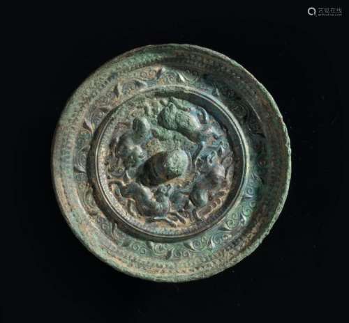 Miroir circulaire Chine. Dynastie Tang, ca 7° 8° …