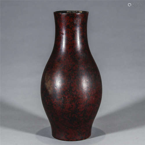 清中期 犀皮漆橄榄瓶