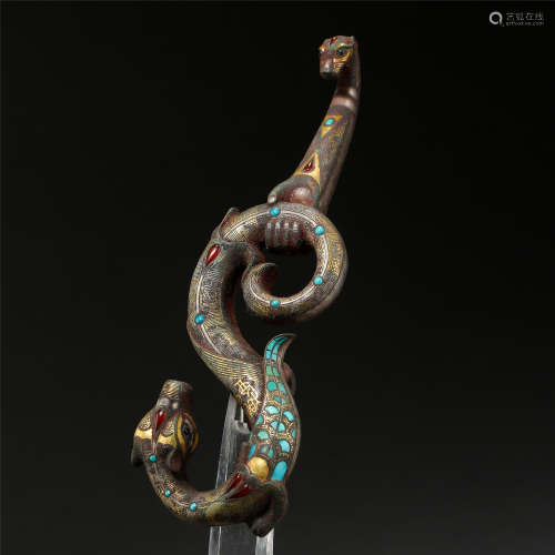 ANCIENT CHINESE BRONZE BELT HOOK INLAID GOLD AND SILVER