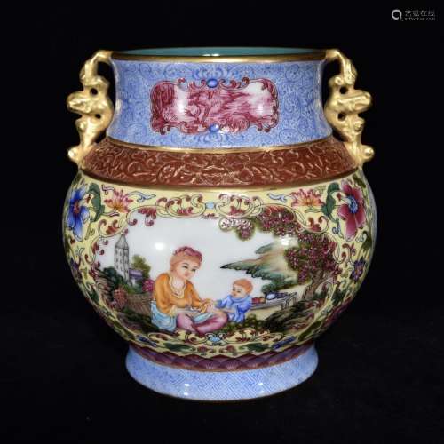 A Chinese Porcelain Enameled Two-Ear Vase Of Story Painting