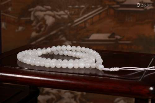 A Chinese Hetian Jade Necklace