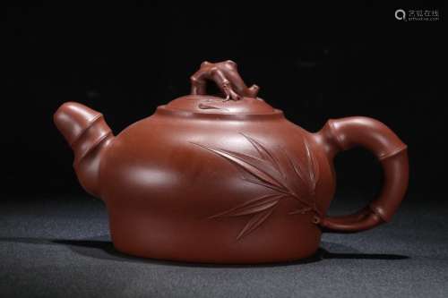 A Chinese Zisha Teapot