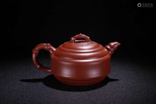 A Chinese Zisha Teapot