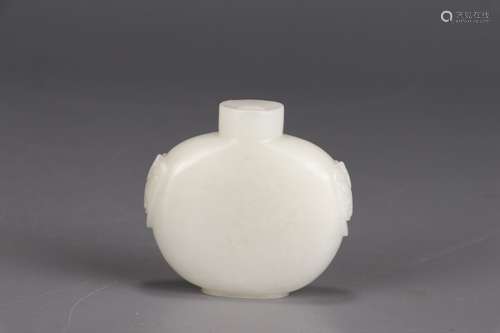 A Chinese Hetian Jade Snuff Bottle