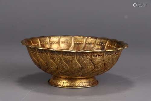 A Chinese Gilt Silver Bowl Of Floral&Bird Carving