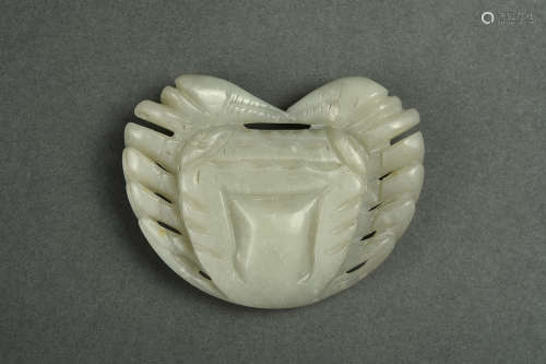 A WHITE JADE CRAB QING DYNASTY