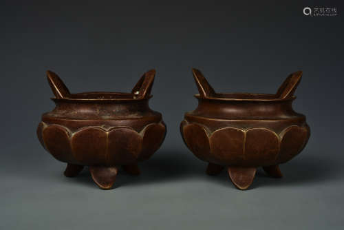 PAIR BRONZE CENSERS MING DYNASTY