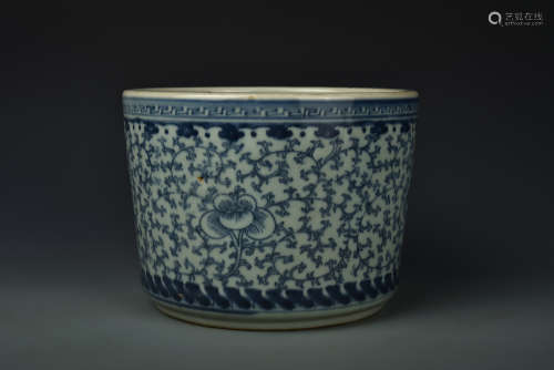 A BLUE AND WHITE BRUSH-POT QING DYNASTY
