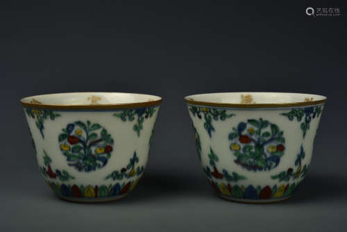 PAIR OF DOUCAI CUPS MING DYNASTY