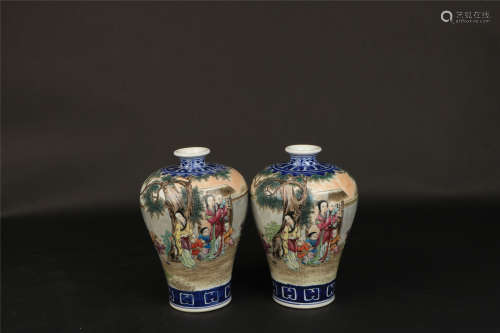 PAIR BLUE AND WHITE MEIPING