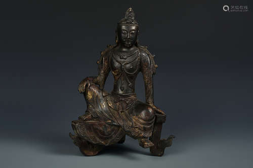 A BRONZE GILT BODDHISATTVA QING DYNASTY