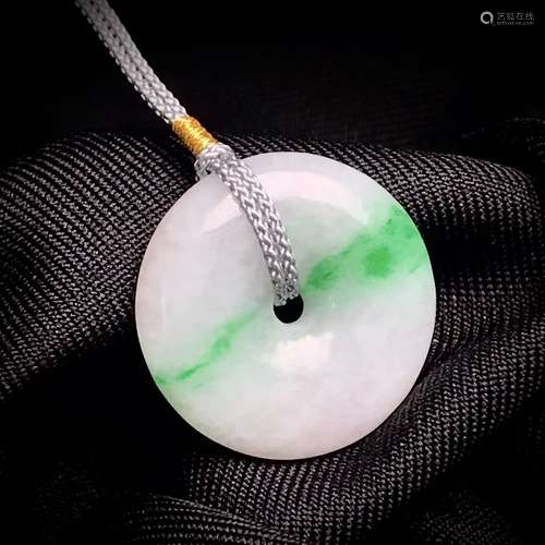 NATURAL JADEITE PENDANT