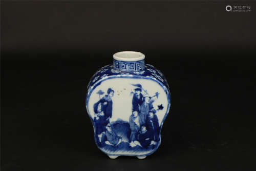 BLUE AND WHITE VASE