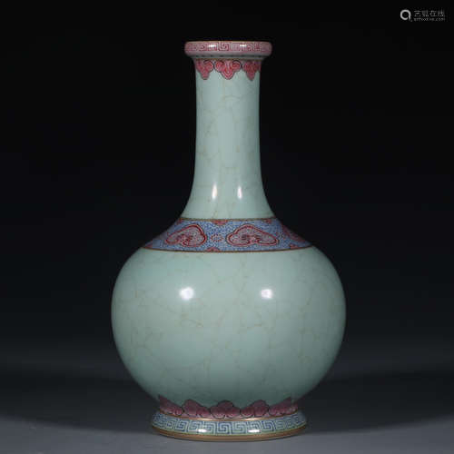 YONGZHENG, CHINESE GILT LVSONG GLAZED VASE