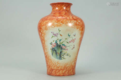 YONGZHENG MARK, CHINESE FAMILLE ROSE VASE