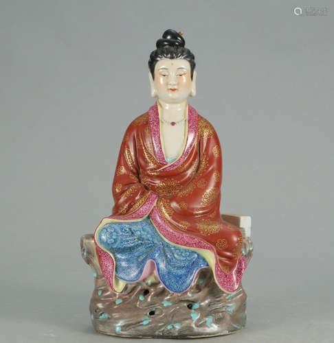 QIANLONG MARK, CHINESE GILT FAMILLE ROSE BUDDHA